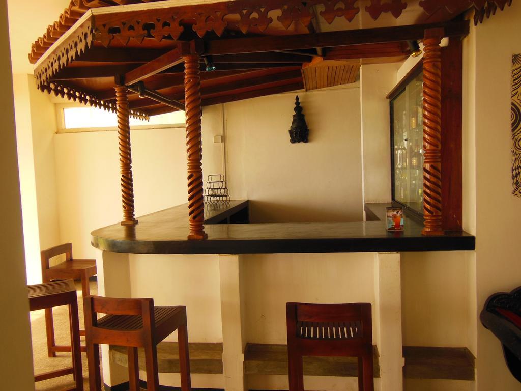 Sanmali Beach Hotel Marawila Buitenkant foto