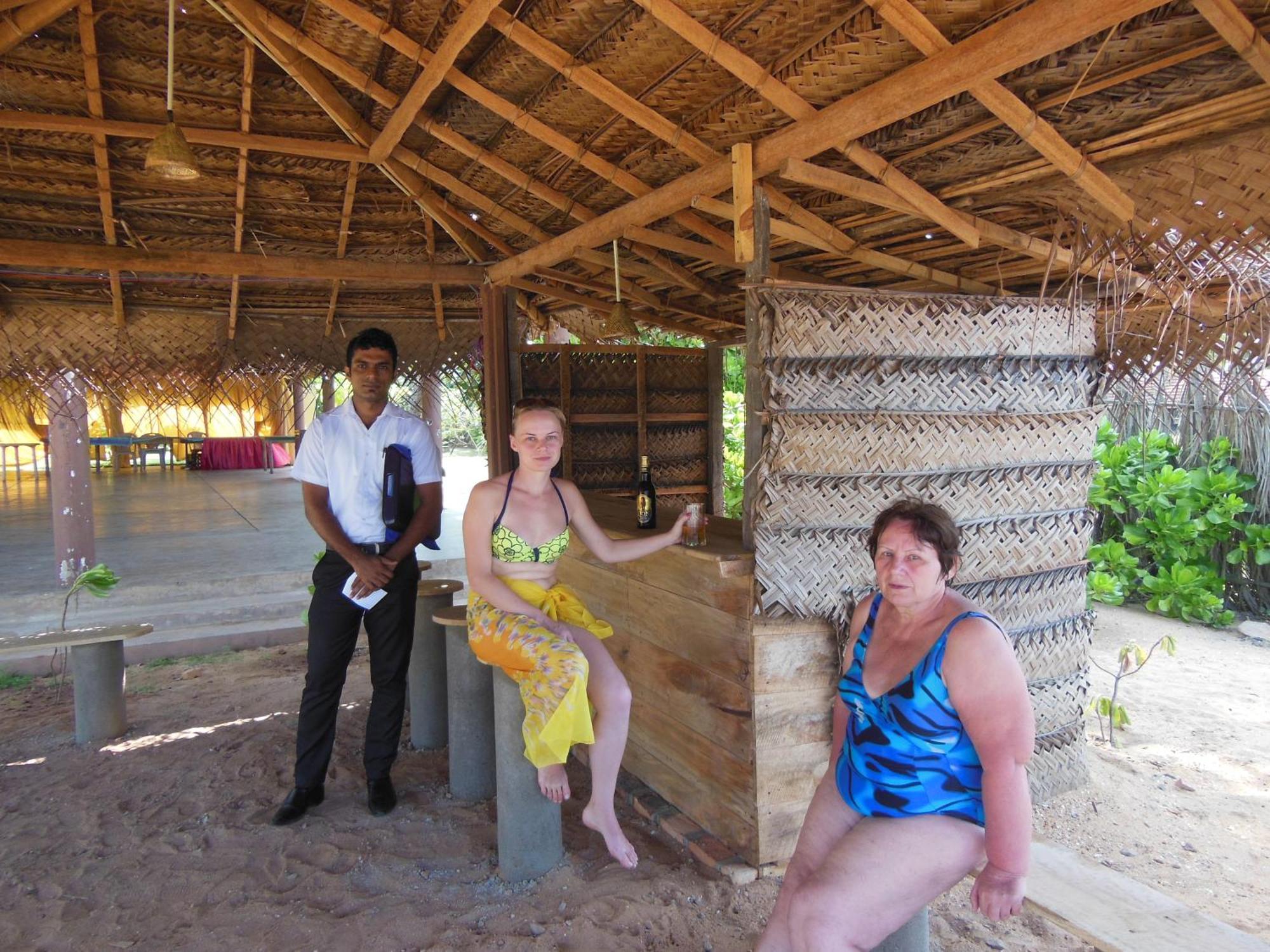 Sanmali Beach Hotel Marawila Buitenkant foto